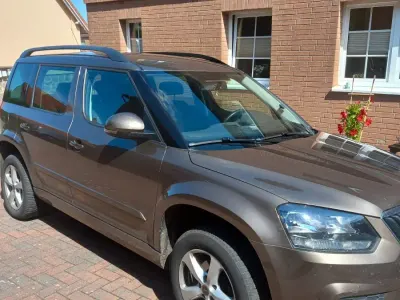 Gebraucht Skoda Yeti 110 PS (80 kW) 2016 Braun SUV