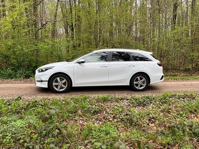 Second-hand Kia Ceed Sportswagon Spirit 160 CP (117 kW) 2024 Alb Break