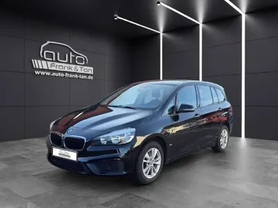 Gebraucht BMW 218 136 PS (100 kW) 2016 Jet black Van / Kleinbus
