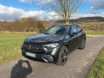 Gebraucht Mercedes GLC220 197 PS (144 kW) 2023 Grau SUV