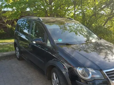 Gebraucht VW Touran 140 PS (102 kW) 2007 Schwarz Van / Kleinbus