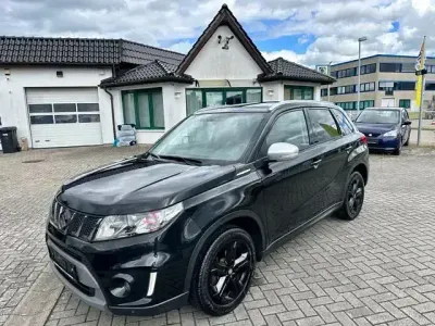 Gebraucht Suzuki Vitara 140 PS (102 kW) 2017 Schwarz SUV