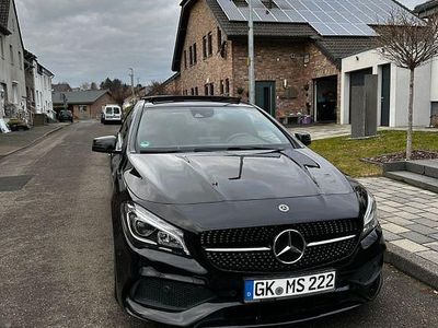 Gebraucht Mercedes CLA180 AMG line 122 PS (89 kW) 2019 Schwarz Limousine