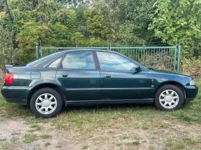 Gebraucht Audi A4 150 PS (110 kW) 1995 Grau Limousine