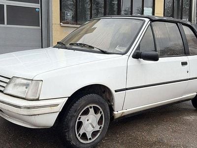 Gebraucht Peugeot 205 Forever 60 PS (44 kW) 1994 Weiß Cabrio