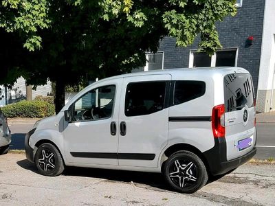 Gebraucht Citroën Nemo 54 PS (39 kW) 2009 Silber Van / Kleinbus