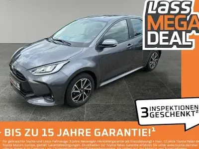 Gebraucht Toyota Yaris Team 125 PS (91 kW) 2023 Grau Kleinwagen