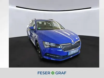Gebraucht Skoda Superb Ambition 150 PS (110 kW) 2023 Energyblau Kombi