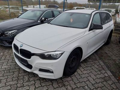Weiß Gebraucht 2016 BMW 318 M Sport Kombi | 5.999 € (Fairer Preis)