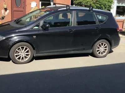 Używany Seat Altea Style 140 KM (102 kW) 2010 Czarny Minivan