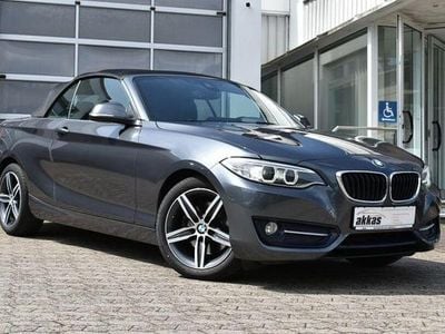 Gebraucht BMW 220 Sport Line 190 PS (139 kW) 2016 Grau Cabrio