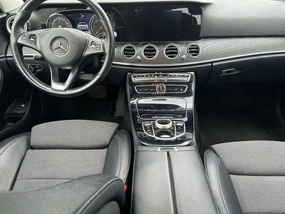 Gebraucht Mercedes E220 Avantgarde 194 PS (142 kW) 2017 Schwarz Limousine