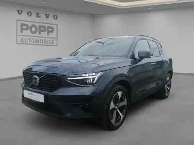 Gebraucht Volvo XC40 Plus 197 PS (144 kW) 2025 Denim blue / metallic SUV