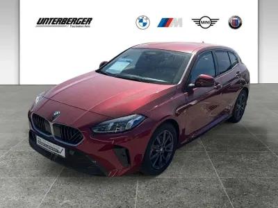 Second-hand BMW 120 Performance 156 CP (114 kW) 2025 Roșu Hatchback