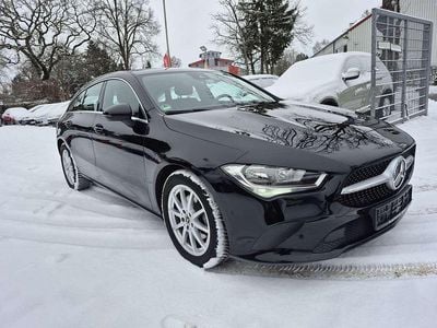 Gebraucht Mercedes CLA200 150 PS (110 kW) 2020 Nachtschwarz  unilack Kombi