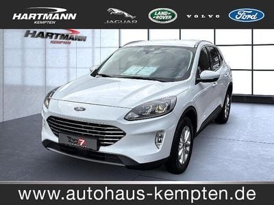 Usado Ford Kuga Titanium 224 HP (164 kW) 2022 Branco SUV