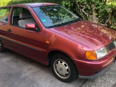 Gebraucht VW Polo Basis 75 PS (55 kW) 1999 Rot Limousine