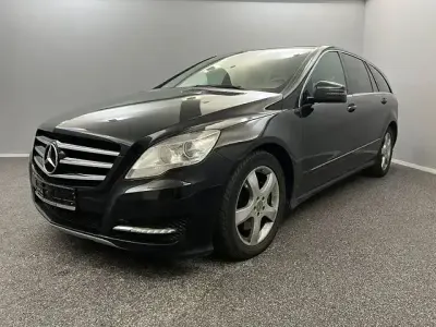 Używany Mercedes R350 300 KM (220 kW) 2012 Czarny Minivan