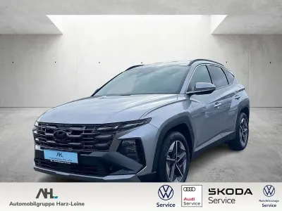 Neu Hyundai Tucson Advanced 160 PS (117 kW) 2025 Silber SUV