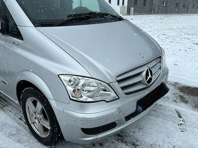 Gebraucht Mercedes Viano 163 PS (119 kW) 2014 Silber Van / Kleinbus