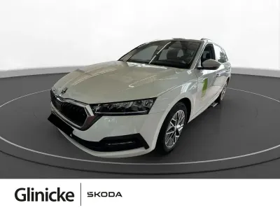 Gebraucht Skoda Octavia Ambition 150 PS (110 kW) 2023 Weiß Kombi