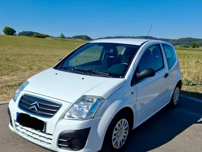 Gebraucht Citroën C2 60 PS (44 kW) 2009 Weiß Kleinwagen