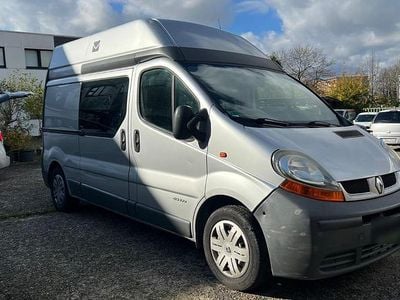 Gebraucht Renault Trafic 100 PS (73 kW) 2006 Silber Van / Kleinbus