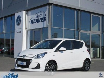 Gebraucht Hyundai i10 Trend 67 PS (49 kW) 2017 Weiß Kleinwagen