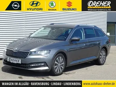 Używany Skoda Superb Ambition 200 KM (147 kW) 2022 Szary Kombi