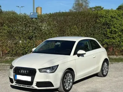 Gebraucht Audi A1 Sportback Ambition 86 PS (63 kW) 2012 Weiß Kleinwagen