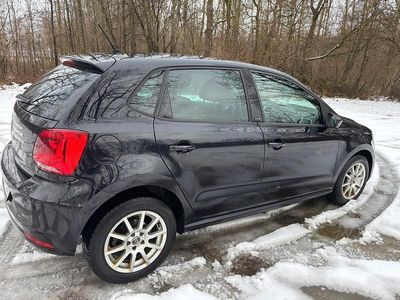 Gebraucht VW Polo Allstar 90 PS (66 kW) 2016 Schwarz Kleinwagen