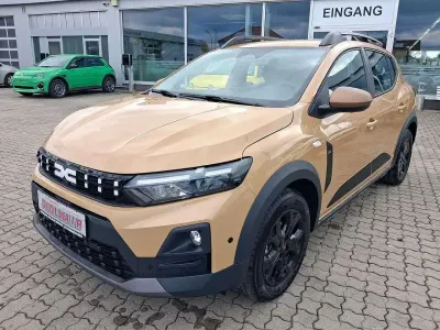 Neu Dacia Sandero Extreme 110 PS (80 kW) 2026 Safaribeige Limousine