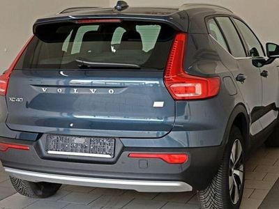 Second-hand Volvo XC40 Inscription 211 CP (155 kW) 2022 Albastru SUV