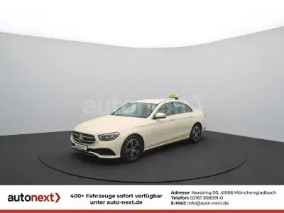 Gebraucht Mercedes E220 Avantgarde 220 PS (161 kW) 2022 Gelb Limousine