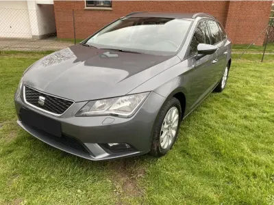 Begagnad Seat Leon ST 150 HK (110 kW) 2016 Grå Kombi