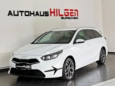 Gebraucht Kia Ceed Sportswagon Attract 160 PS (117 kW) 2022 (wd) casa white s Kombi