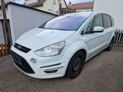 Gebraucht Ford S-MAX Titanium 163 PS (119 kW) 2010 Weiß Van / Kleinbus