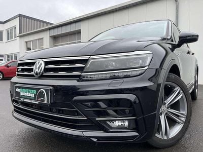 Gebraucht VW Tiguan R-line 150 PS (110 kW) 2019 Deep black SUV