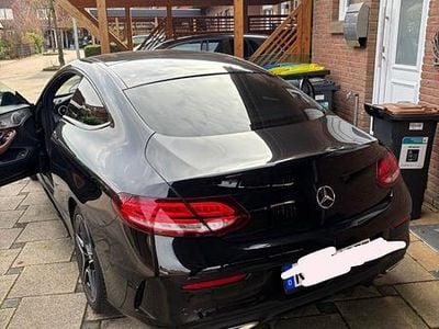 Gebraucht Mercedes C400 AMG line 333 PS (244 kW) 2019 Schwarz Coupé