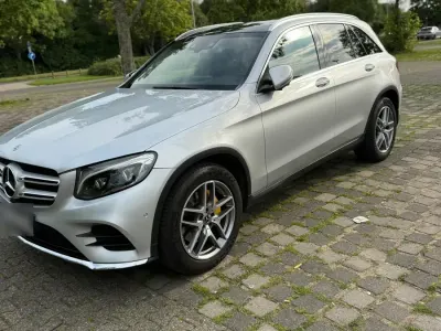 Gebraucht Mercedes GLC250 AMG line 204 PS (150 kW) 2018 Silber SUV
