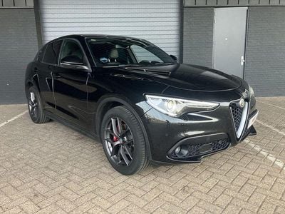 Schwarz Gebraucht 2017 Alfa Romeo Stelvio Super SUV | 15.900 € (Teuer)