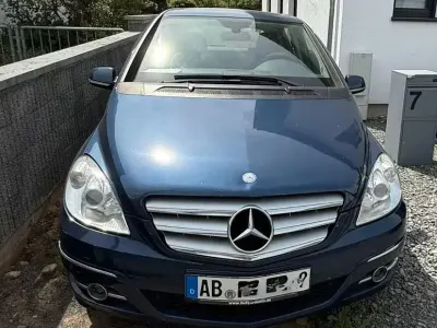 Gebraucht Mercedes B160 95 PS (69 kW) 2009 Blau Van / Kleinbus