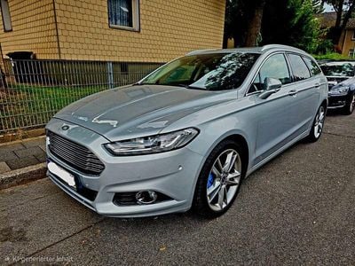 Gebraucht Ford Mondeo Titanium 179 PS (131 kW) 2016 Grau Kombi