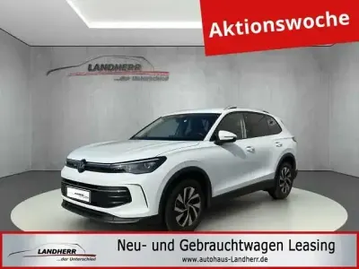 Nowe VW Tiguan Life 150 KM (110 kW) 2026 Biały SUV
