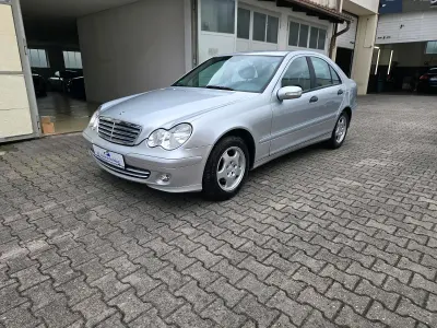 Gebraucht Mercedes C200 122 PS (89 kW) 2006 Silber Limousine