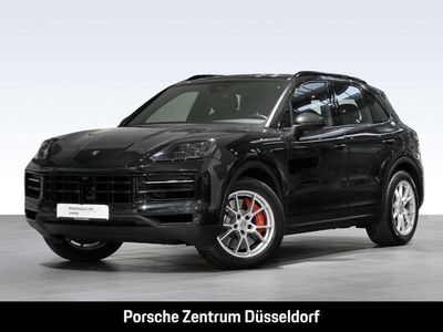 Chromitschwarzmetallic Gebraucht 2024 Porsche Cayenne S SUV | 116.900 € (Etwas zu teuer)
