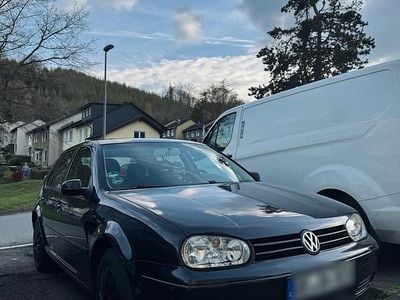 Usata VW Golf IV Pacific 75 CV (55 kW) 2003 Nero Berlina