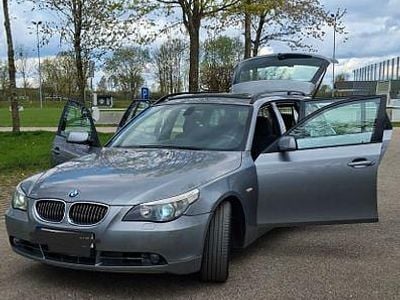 Usata BMW 525 177 CV (130 kW) 2007 Grigio Station wagon