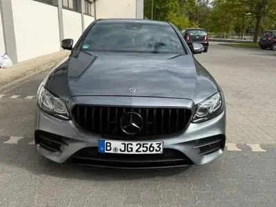 Gebraucht Mercedes E450 AMG line 367 PS (269 kW) 2018 Grau Limousine