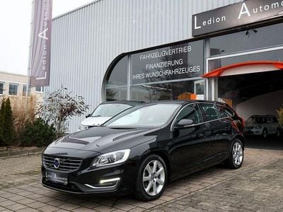 Schwarz Gebraucht 2015 Volvo V60 Summum Kombi | 12.800 € (Fairer Preis)